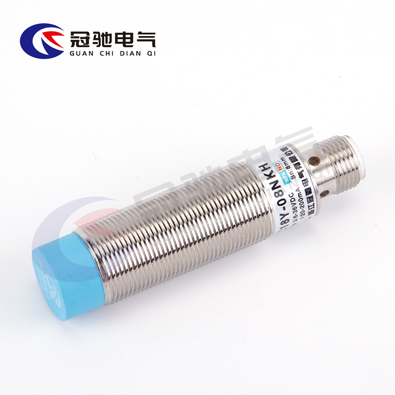 M18金属接近开关GC18Y-08NKH感应开关航空接头插拔式传感器常开