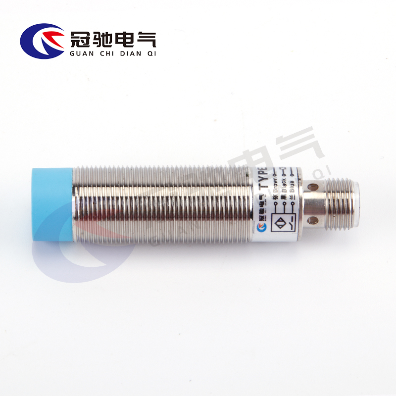 M18金属接近开关GC18Y-08NKH感应开关航空接头插拔式传感器常开