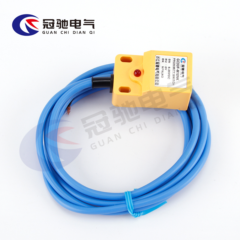 GC30F-M10NK接近感应开关方形金属传感器 直流三线常开 24V