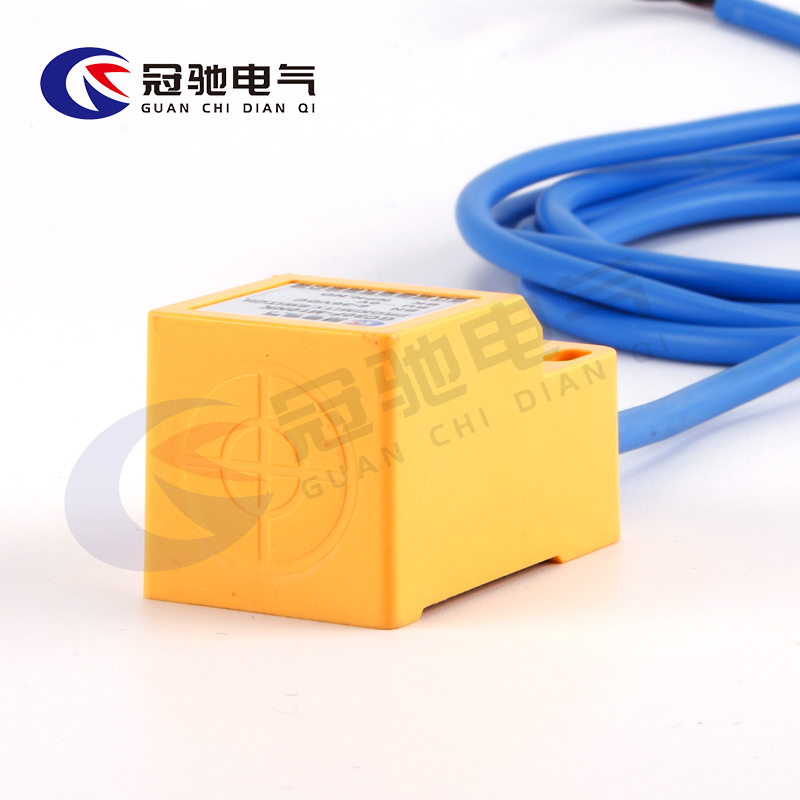 GC30F-M10NK接近感应开关方形金属传感器 直流三线常开 24V